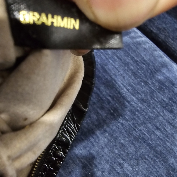 Brahmin croc detailed wristlet - Picture 7 of 9